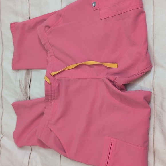 Pink Scrub Set - Picture 5 of 5